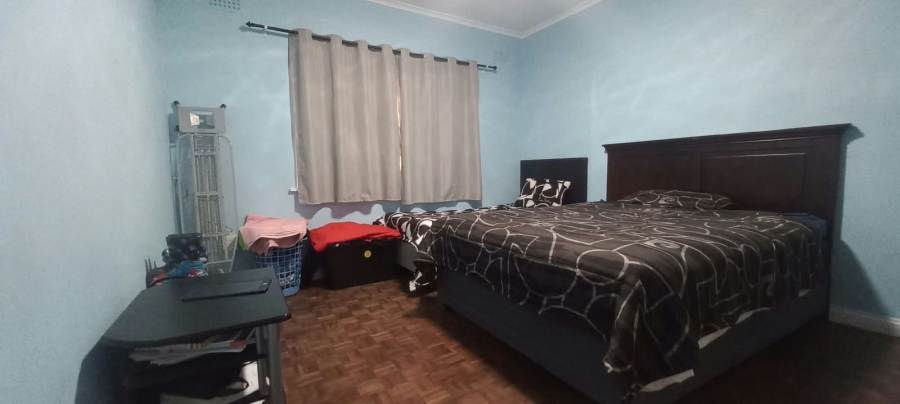 5 Bedroom Property for Sale in Belgravia Western Cape